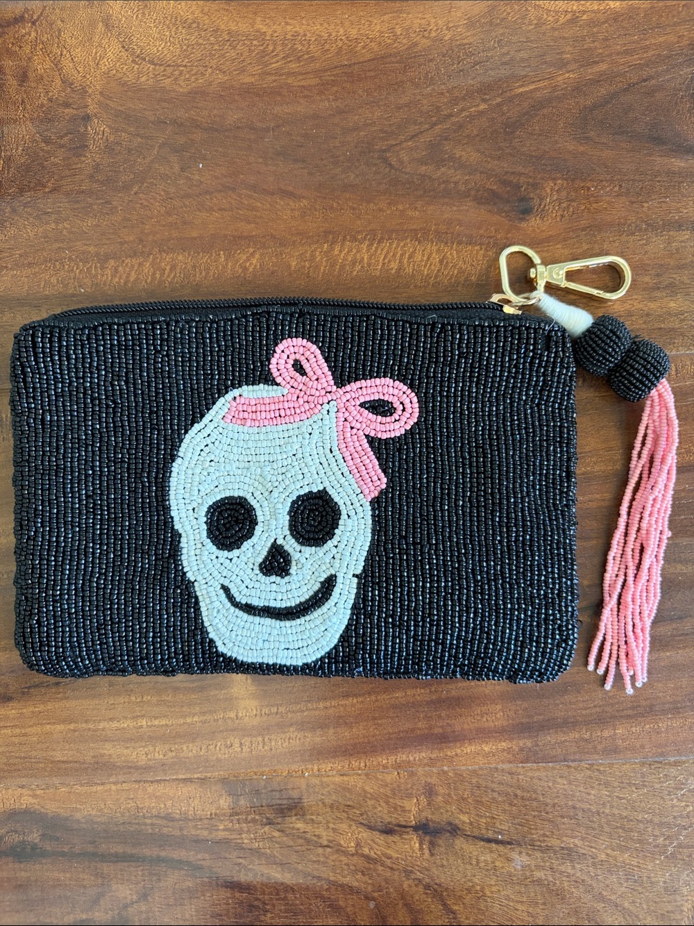 T.J.Maxx Black Beaded Wristlet with Pink Bow Skull - NWOT